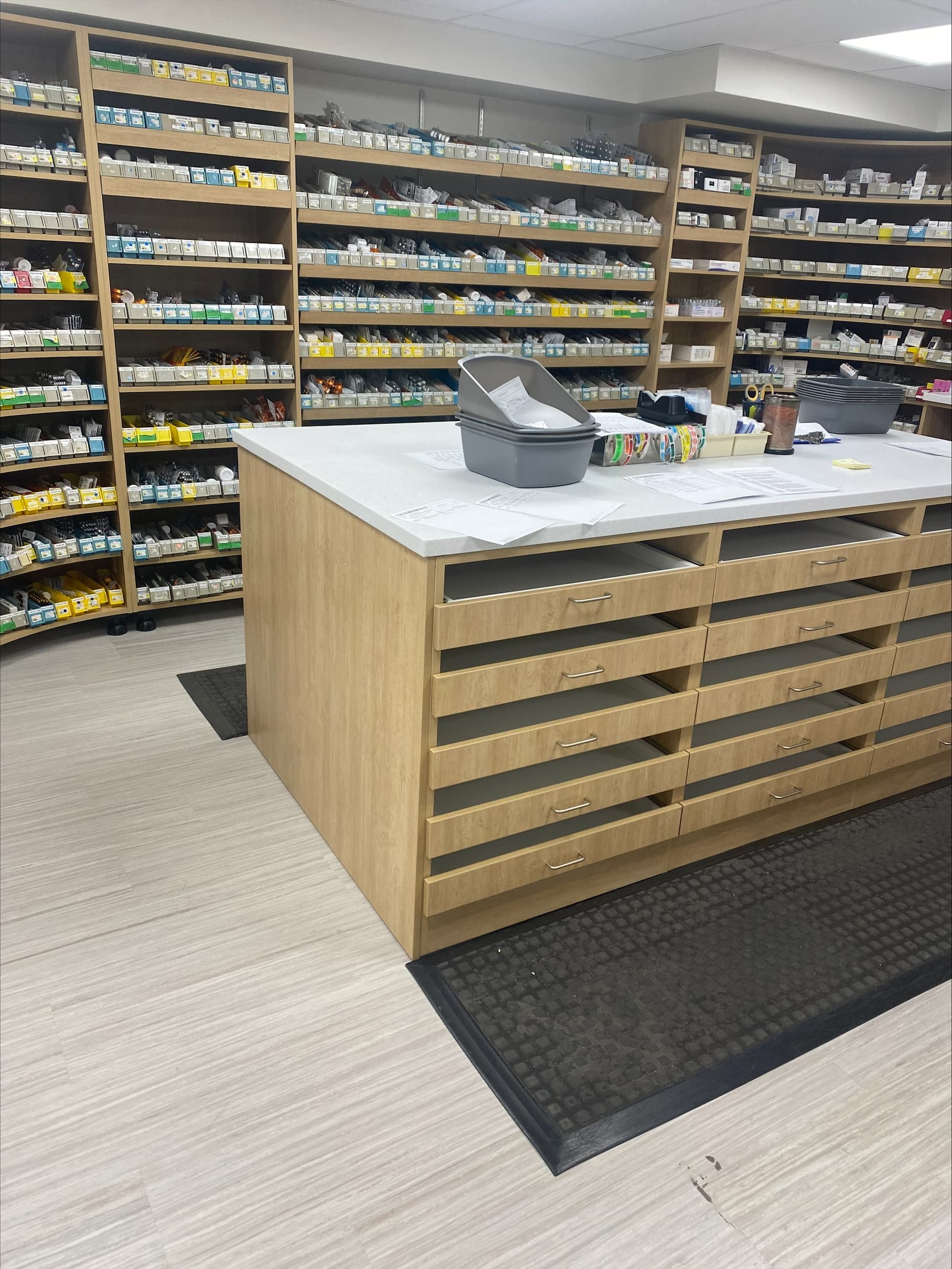 Healthcare pharmacy storage systems