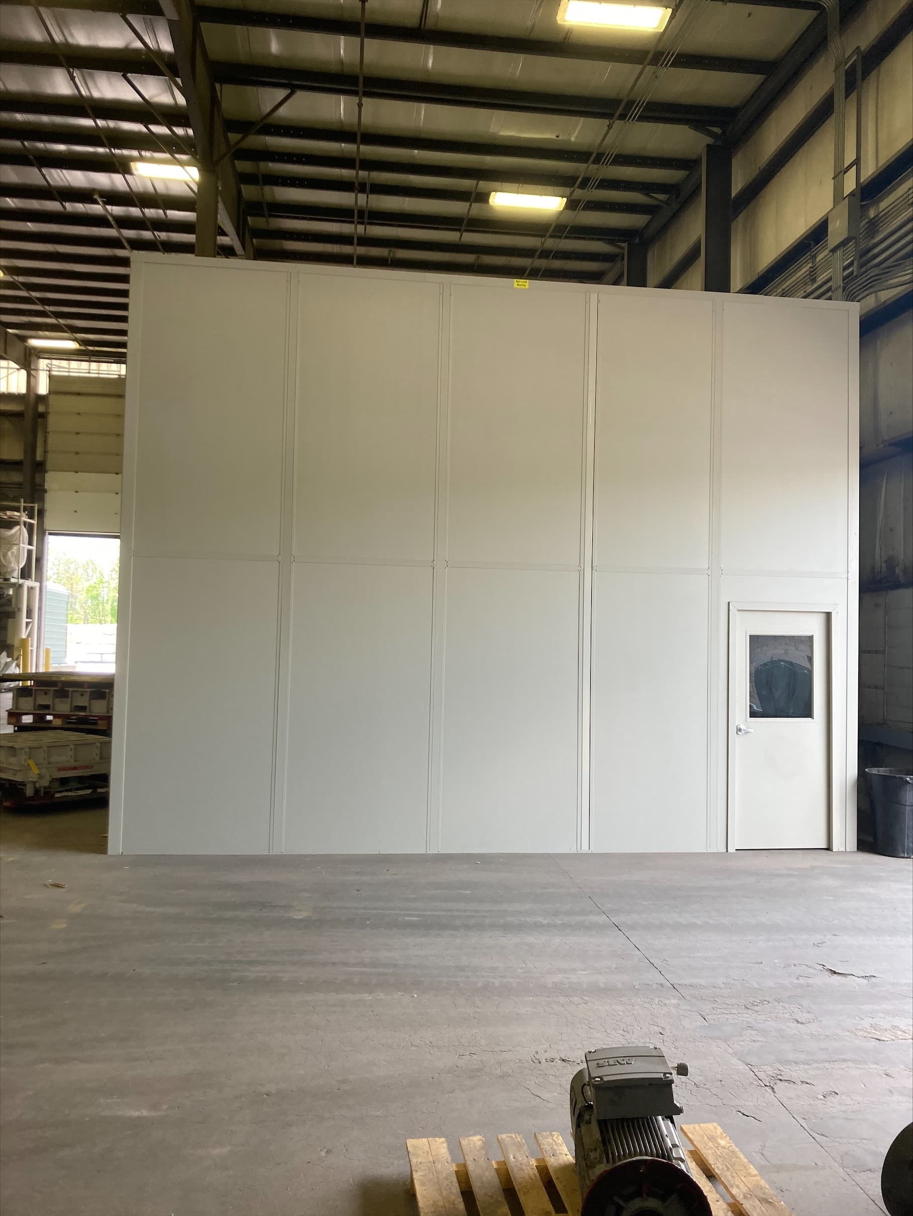 Techo-Bloc Tall-Wall Modular Parts Room project